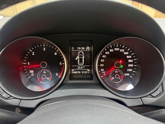 Volkswagen Golf I 14 of 16