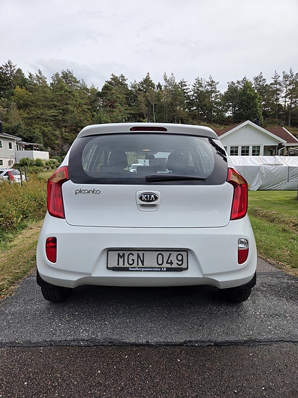 Kia Picanto 5 of 6