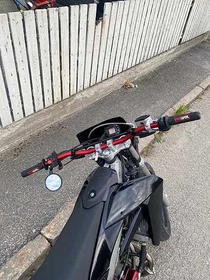 Aprilia Sx50 2 of 7