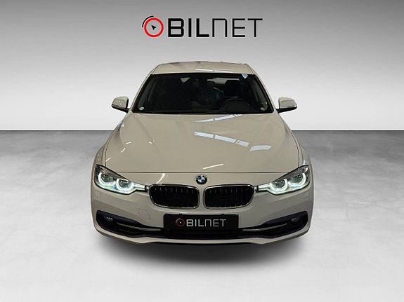 BMW 318d 7 of 21