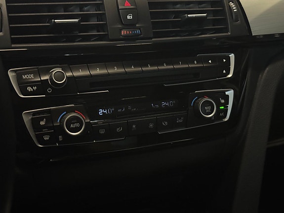 BMW 318d 19 of 21