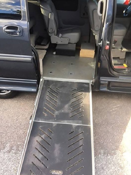 Chevrolet Uplander 3 of 4