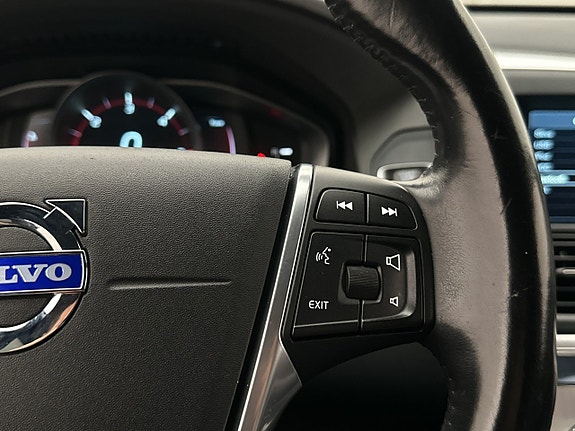 Volvo XC60 19 of 29