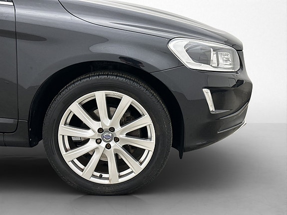 Volvo XC60 29 of 29