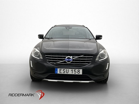 Volvo XC60 2 of 29