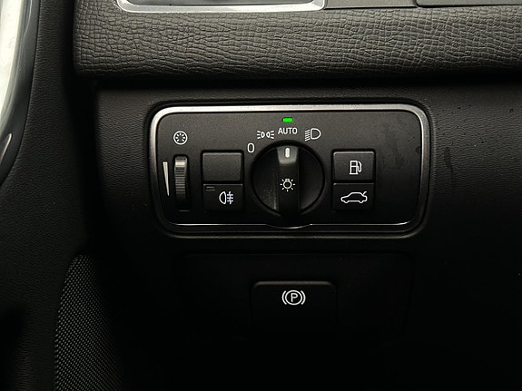 Volvo XC60 25 of 29