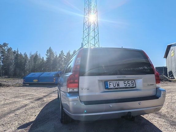 Volvo V70 5 of 15