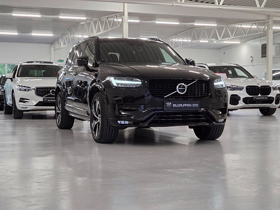 Volvo XC90 4 of 30