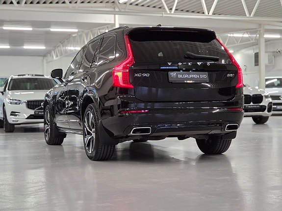 Volvo XC90 8 of 30