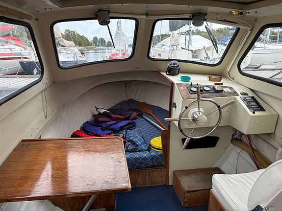 Botnia 23 snipa med Volvo Penta MD7B 2 of 5