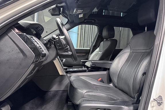Land Rover Discovery 9 of 21