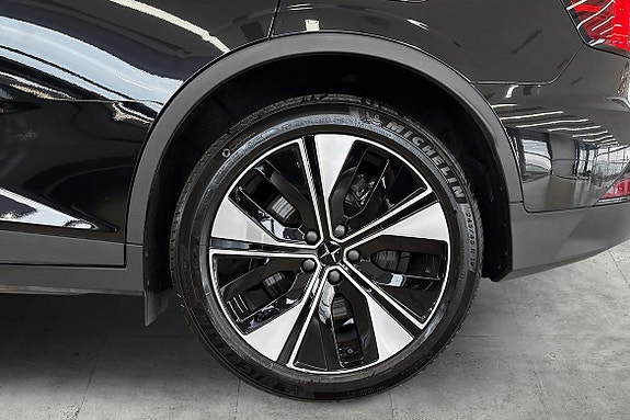 Polestar 2 6 of 28