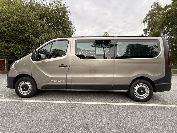 Renault Trafic 5 of 14