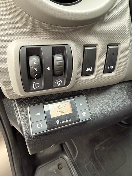 Renault Trafic 9 of 14