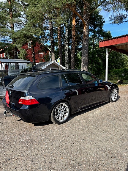 BMW 530d 3 of 8
