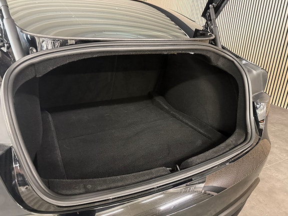 Tesla Model 3 21 of 29