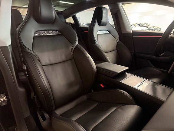 Tesla Model 3 27 of 29