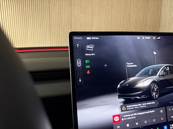 Tesla Model 3 28 of 29
