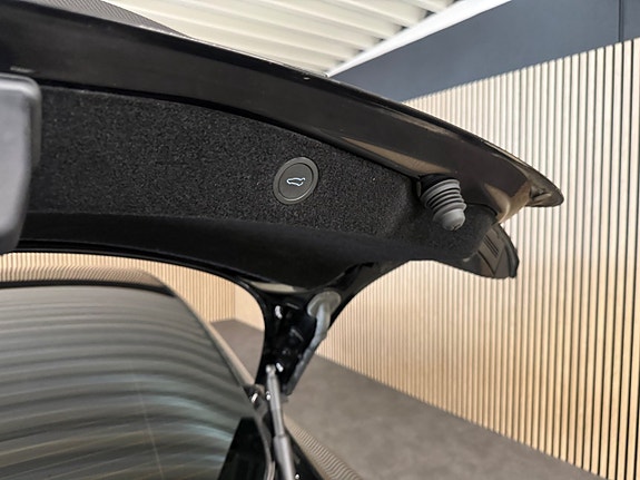 Tesla Model 3 22 of 29