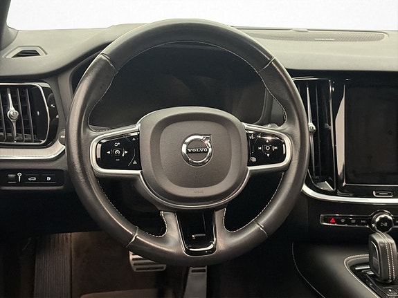 Volvo V60 12 of 30
