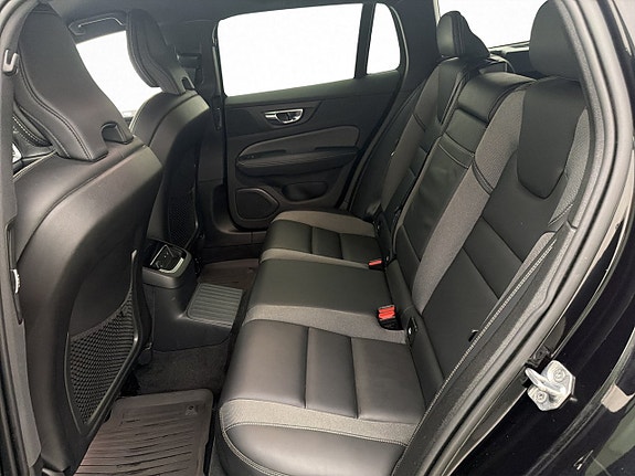 Volvo V60 19 of 30