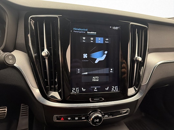 Volvo V60 23 of 30