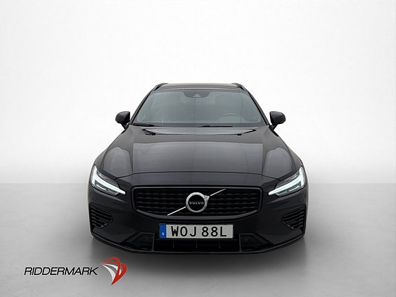 Volvo V60 2 of 30