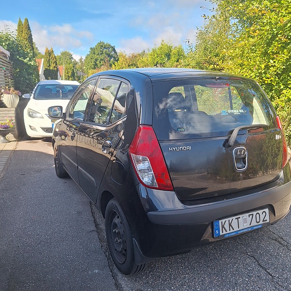 Hyundai i10 8 of 9