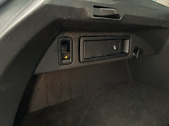 Volkswagen Tiguan 24 of 30