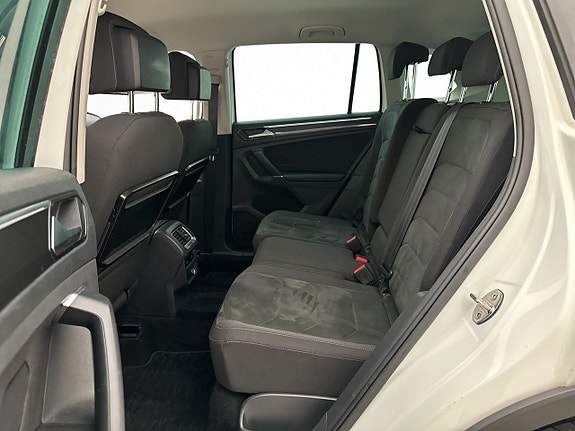 Volkswagen Tiguan 14 of 30