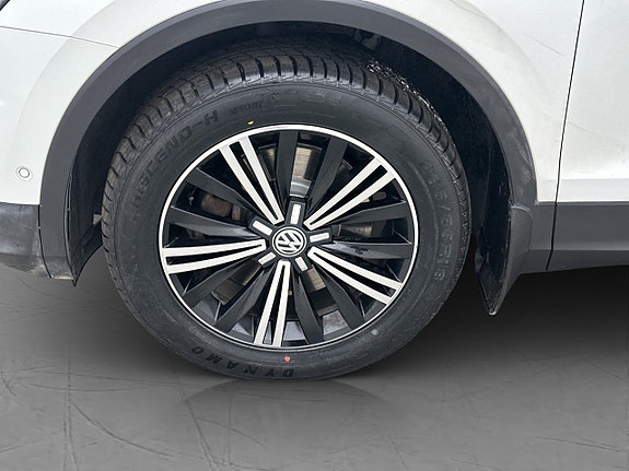 Volkswagen Tiguan 28 of 30