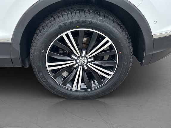 Volkswagen Tiguan 29 of 30