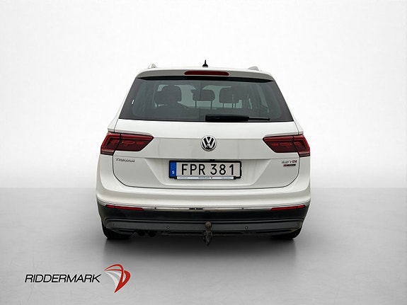 Volkswagen Tiguan 5 of 30