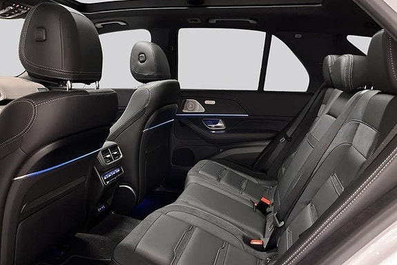 Mercedes-Benz GLE53 9 of 14