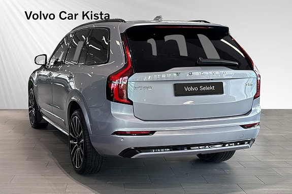 Volvo XC90 4 of 21