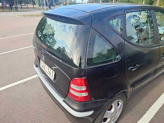Mercedes-Benz A140 4 of 4