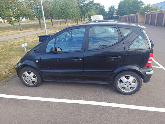 Mercedes-Benz A140 3 of 4