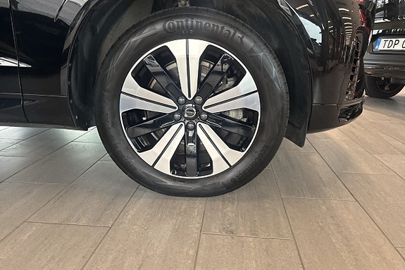 Volvo XC60 12 of 24