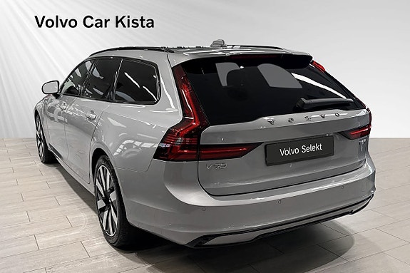 Volvo V90 4 of 30