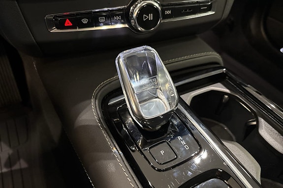 Volvo V90 26 of 30
