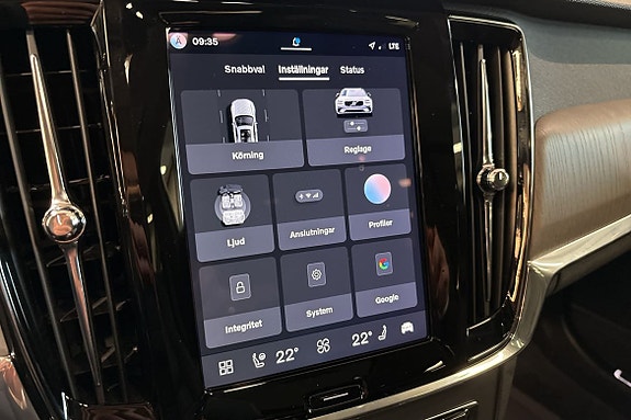 Volvo V90 30 of 30