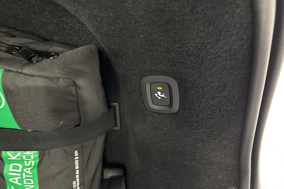 Volvo V90 14 of 30