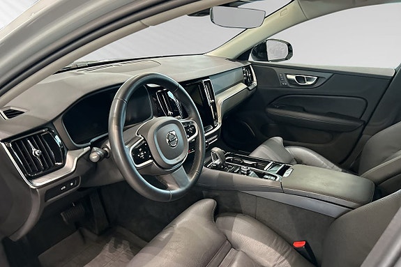 Volvo V60 7 of 25