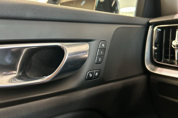 Volvo V60 23 of 25