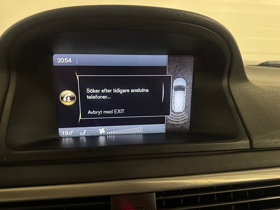 Volvo V70 12 of 19
