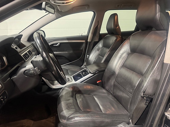Volvo V70 16 of 19
