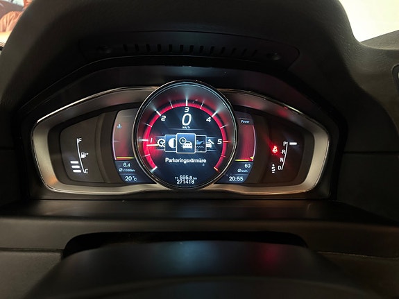 Volvo V70 15 of 19