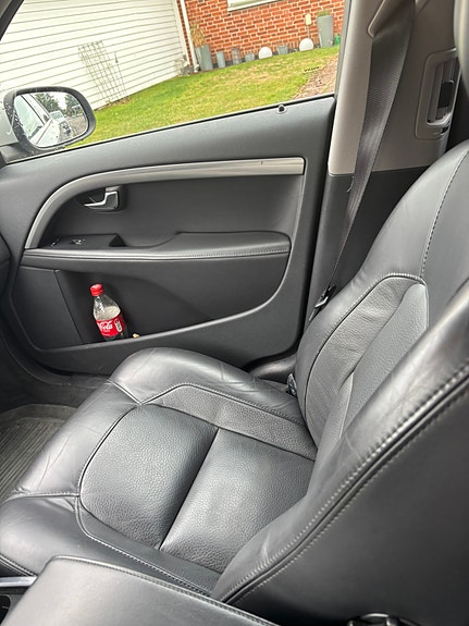 Volvo V70 5 of 5