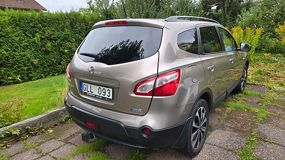 Nissan Qashqai+2 4 of 17