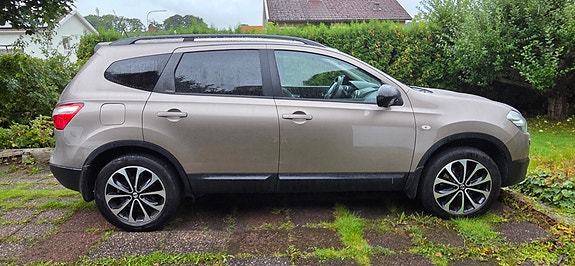Nissan Qashqai+2 3 of 17
